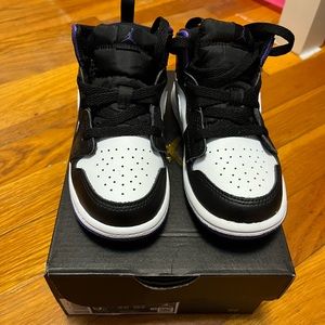 Jordan 1s Mid